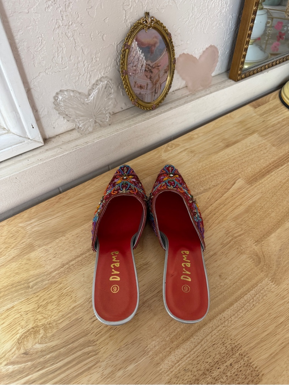 2000s Drama Beaded Pointed Toe Kitten Heels Size 9 Y2K Jewel Embellished Whimsy - Picture 8 of 15